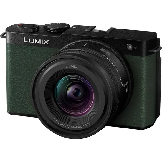 Câmera Digital Panasonic Lumix DC-S9N 24.2MP 3.0"