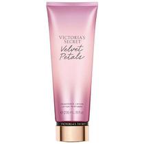 Loção Corporal Victoria's Secret Velvet Petals 236ML