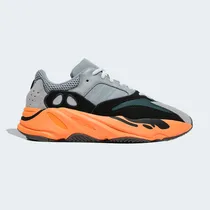 Calzado Adidas Yeezy Boost 700