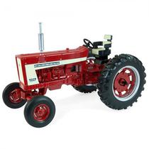 Trator Case 1/16 Farmall 656 Red 14886