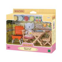 Figuras Epoch Sylvanian Families BBQ Picnic Set Elephant Girl 5640