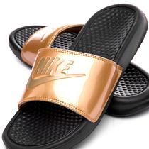 Chinelo Nike Feminino 618919-022 8 - Preto/Dourado