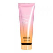 Creme Coporal Victoria s Secret Velvet Petals 236ML