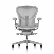 Herman Miller Escritorio Aeron Cinza Claro