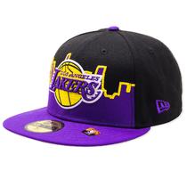 Bone New Era 59FIFTY 7 1/8 56.8CM (NBP23BON068) Los Angeles Lakers - Preto/Lilas