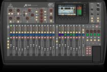 Mesa de Som Behringer X32