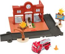 Red's Fire Station Playset Cars On The Road Mattel - HMD73