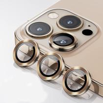 Pelicula Protetora de Vidro para Camera 4LIFE para iPhone 13 Pro / 13 Pro Max / Aneis de Metal / Anti-Riscos - Um Conjunto (3 Pecas) - Gold