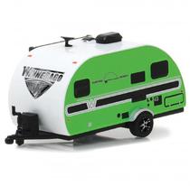 Greenlight Car 1/64 Winnebago 2016 Winnie Drop Green 34040-D