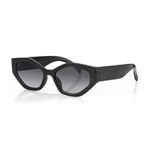 Oculos de Sol Feminino Daniel Klein DK4317-1 / Estilo Cat Eye - Preto