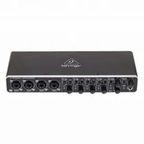 Behringer UMC404 HD