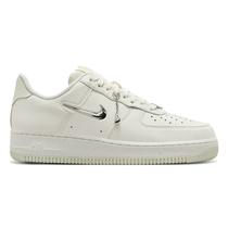 Tenis Nike W Air Force 1 07 NN Se FN8540100