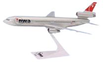 Flight Miniatures 1:250 DC-10 Northwest Airlines ADC-01000I-024