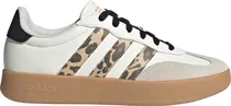 Calzado Adidas Barreda JQ2296 - Femenino