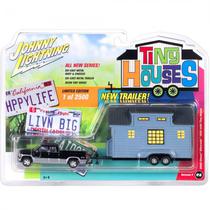 Car Johnny Lightning 1/64 Chevy Silverado 1500+Tiny House 2175 JLTH002