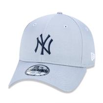 Bone New Era 9FORTY A-Frame Snapback Aba Curva MLB New York Yankees Basic - MBV19BON158 - Cinza