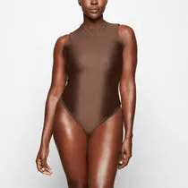Body Skims Disco Cuello Alto Sin Mangas