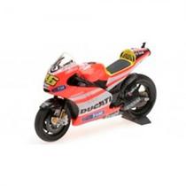 Moto Minichamps Ducati Desm. GP11.1 Valentino Rossi - 2011 - Escala 1/12 -