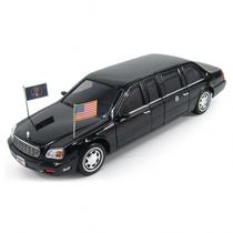 Car Lucky 1/24 Cadillac Deville Pres.Limo BLK 24018 2001