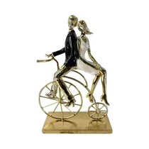 Figura Decorativa de Pareja Concepts 438-7014512 34.5 CM