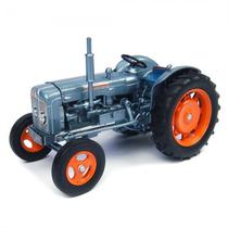 Trator U.Hobbies 1/32 Fordson Super MJ V3 M/Az UH4882