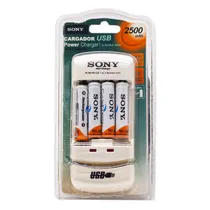 Kit Carregador de Pilhas Sony BCG-423AE2AA / 2500MAH / com Pilha Incluida (4 Pilhas AAA) / para Pilha AAA e AA / Bivolt - Branco