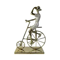 Figura Decorativa de Mujer Concepts 438-7014508 33.5 CM