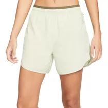 Shorts Deportivo Femenino Nike Dri-Fit Tempo Luxe 5″