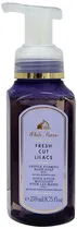 Sabonete para Mãos Bath & Body Works Fresh Cut Lilacs - 259ML