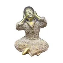 Figura Decorativa de Monje Concepts 438-7014434 20 CM