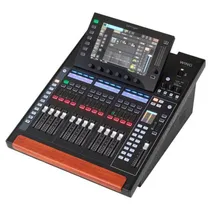  Behringer W...