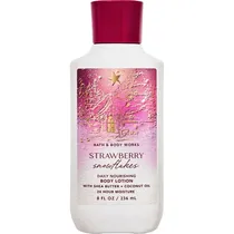 Loção Corporal Bath & Body Works Strawberry Snowflakes 236ML