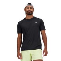 New Balance Men s/s Tech Tshirt Textil M BK