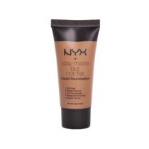 Base Liquida NYX Stay Matte But Not Flat 13 Cinnamon Spice