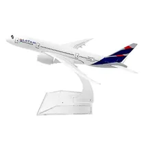 Aircraft Model 1:XXX B787 Latam