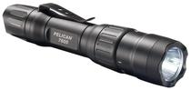 Lanterna Pelican 7600 LED 3 Cores (944 Lumens)