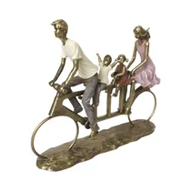 Figura Decorativa de Familia Concepts 437-428194 34 CM