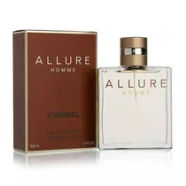  Chanel Allu...