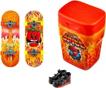 Hotwheels Skate Fire & Spice Mattel - HVK78
