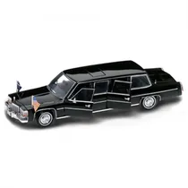Car Lucky 1/24 Cadillac Pres. Limousine BLK 24098 1983