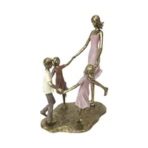 Figura Decorativa de Familia Concepts 437-428185 25.5 CM