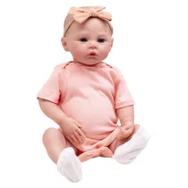 Boneca Bebe Reborn Menina 8802-2 de Silicone com Acessórios Varios