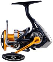Molinete Daiwa Revros LT2500D-XH