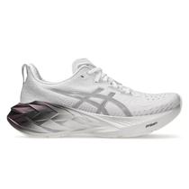 Tenis Asics Novablast 4 Platinum Feminino 1012B722-100