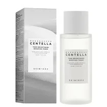 Tônico Facial SKIN1004 Madagascar Centella Tone Brightening Boosting Toner de 210 ML