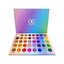 Outdoor Girl Paleta de Colores Living In Full Color DE7213 40 Colores
