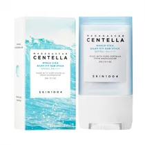 Protetor Solar SKIN1004 Madagascar Centella Hyalucica Silkyfit Sun Stick 20G